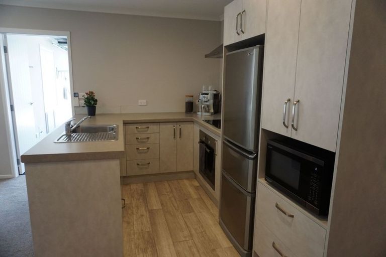 Photo of property in 144u2 Forest Lake Road, Forest Lake, Hamilton, 3200