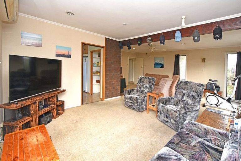 Photo of property in 84 Blankney Street, Hornby, Christchurch, 8042