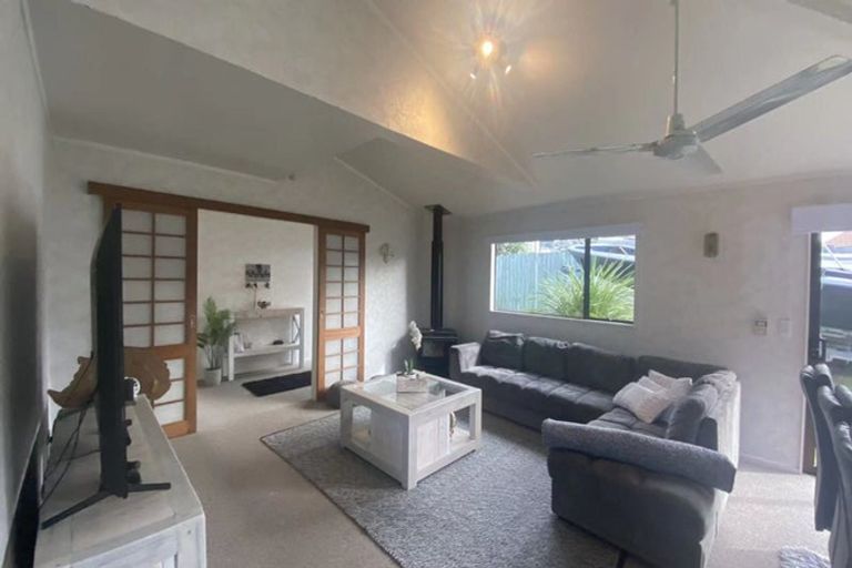 Photo of property in 38 Redwing Street, Browns Bay, Auckland, 0630