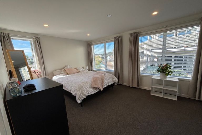 Photo of property in 2/239 Adelaide Road, Newtown, Wellington, 6021