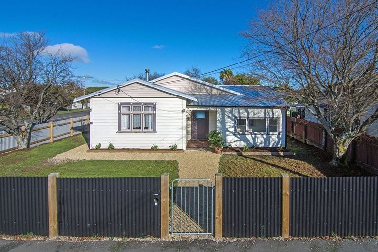 Photo of property in 60 Bannister Street, Masterton, 5810
