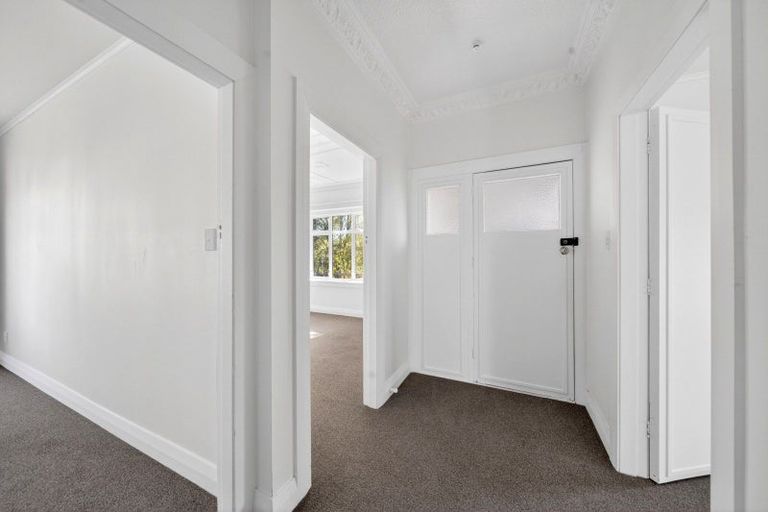 Photo of property in 176 High Street North, Carterton, 5713