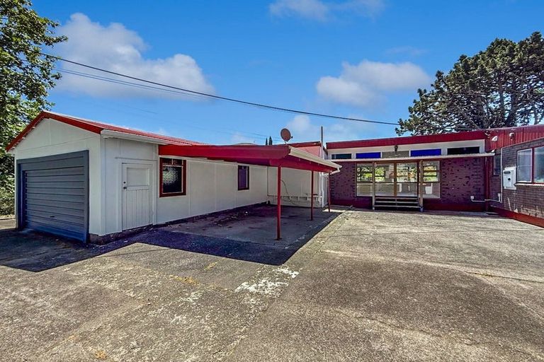 Photo of property in 99 Seabrook Avenue, New Lynn, Auckland, 0600