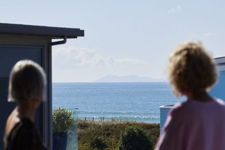 Photo of property in 1015 Papamoa Beach Road, Papamoa Beach, Papamoa, 3118