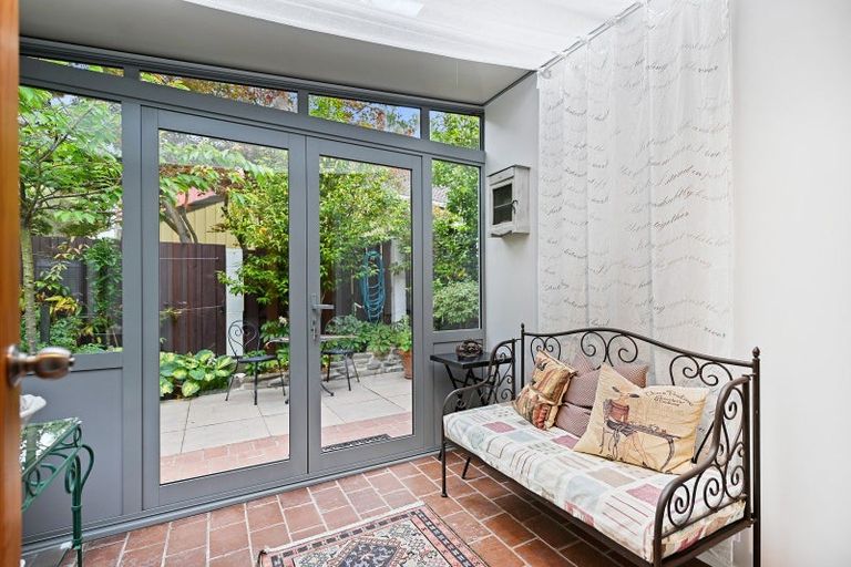 Photo of property in 54 Clyde Road, Ilam, Christchurch, 8041