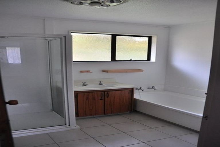 Photo of property in 67f2 Cortina Avenue, Johnsonville, Wellington, 6037