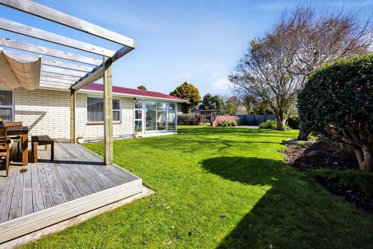 Photo of property in 18 Kowhai Street, Hawera, 4610