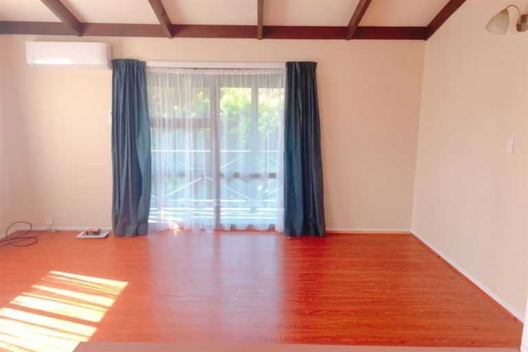 Photo of property in 2/64 Mcleod Road, Te Atatu South, Auckland, 0610