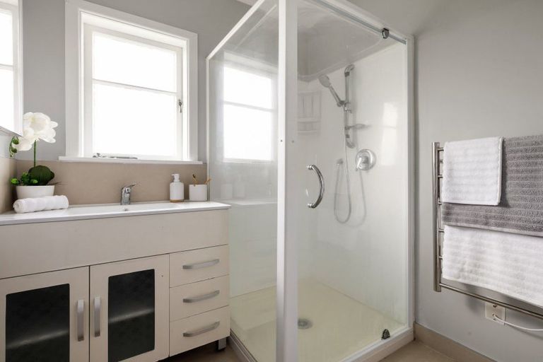 Photo of property in 1/1 Williams Place, Fairfield, Hamilton, 3214