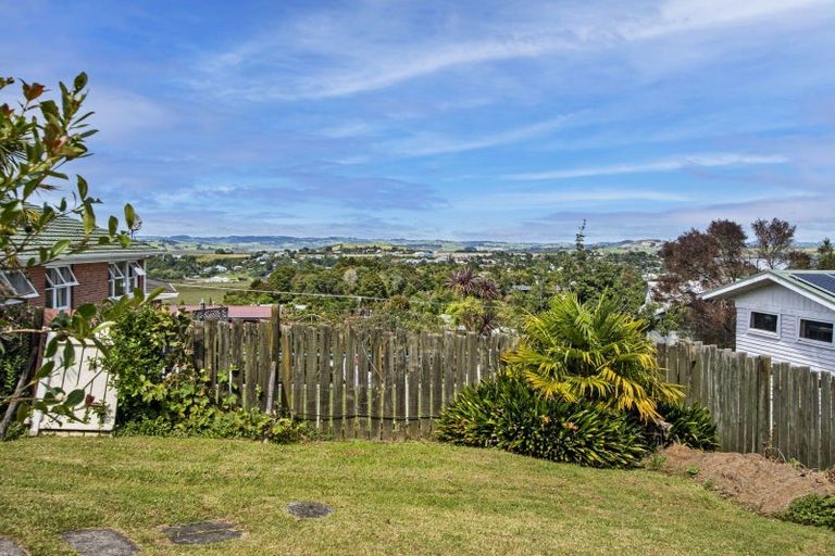 Photo of property in 10 Harbour View Road, Onerahi, Whangarei, 0110
