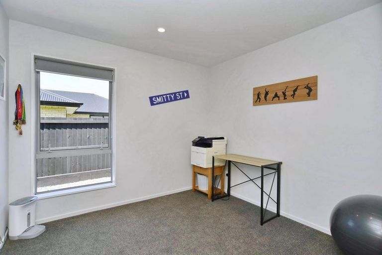 Photo of property in 6 Fearne Drive, Woodend, 7610