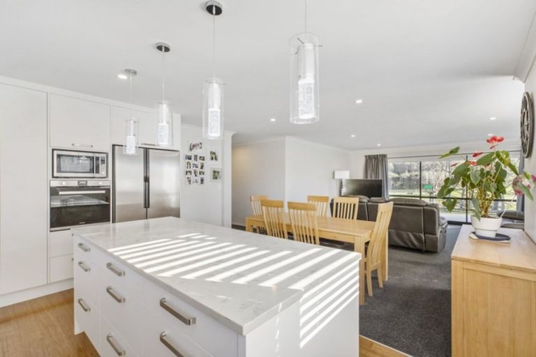 Photo of property in 11 Glory Way, Buckland, Pukekohe, 2677