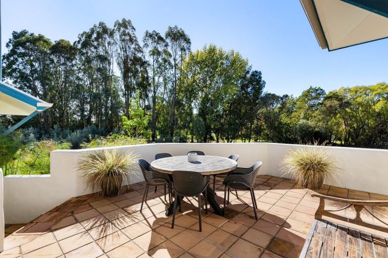 Photo of property in 31 Rotowhenua Road, Poraiti, Napier, 4182
