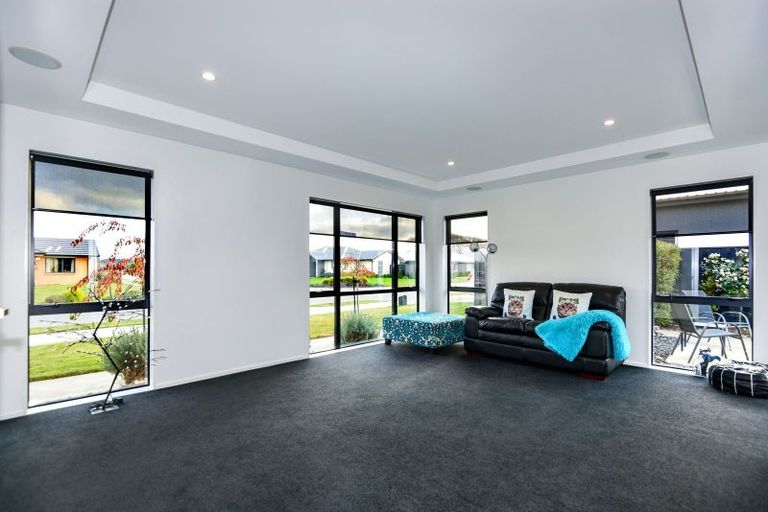 Photo of property in 35 Hungerford Drive, Rolleston, 7615