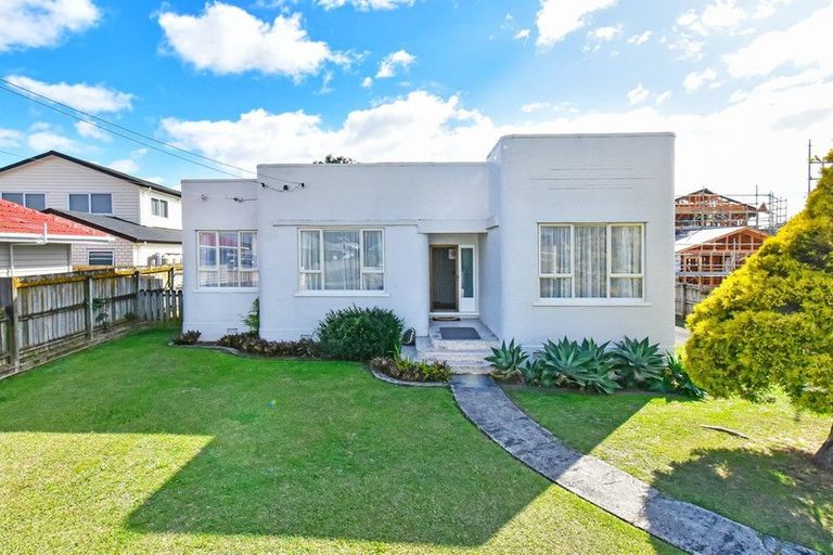 Photo of property in 1/58 Kimpton Road, Papatoetoe, Auckland, 2025