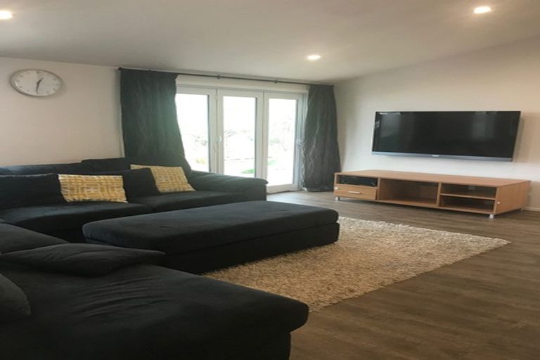 Photo of property in 1/168 Glamorgan Drive, Torbay, Auckland, 0630