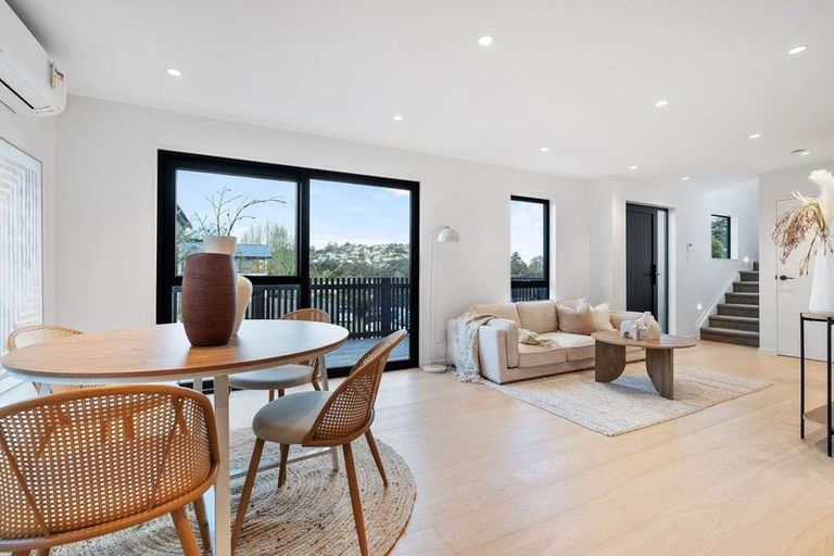 Photo of property in 9a O'donn Avenue, Beach Haven, Auckland, 0626