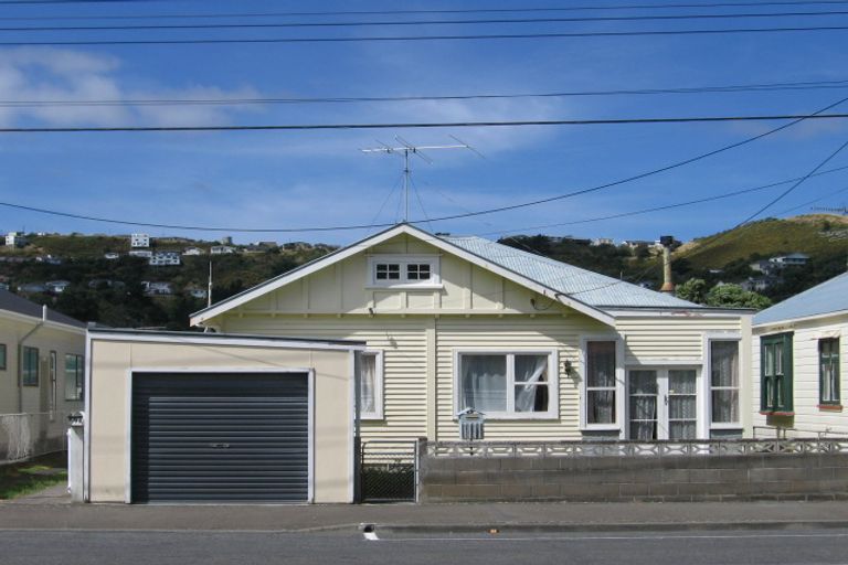Photo of property in 59a Derwent Street, Island Bay, Wellington, 6023