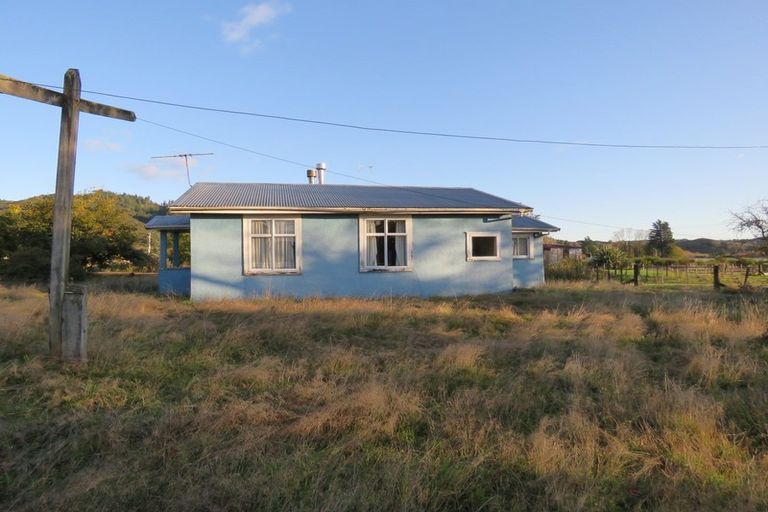 Photo of property in 36 Crampton Road, Reefton, 7830
