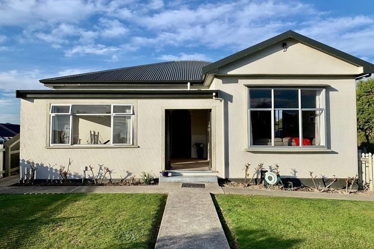 Photo of property in 141 Selwyn Street, Waimataitai, Timaru, 7910