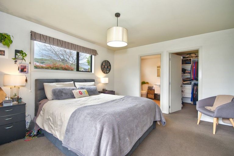Photo of property in 7 Haddow's Place, Lake Hayes, Queenstown, 9304