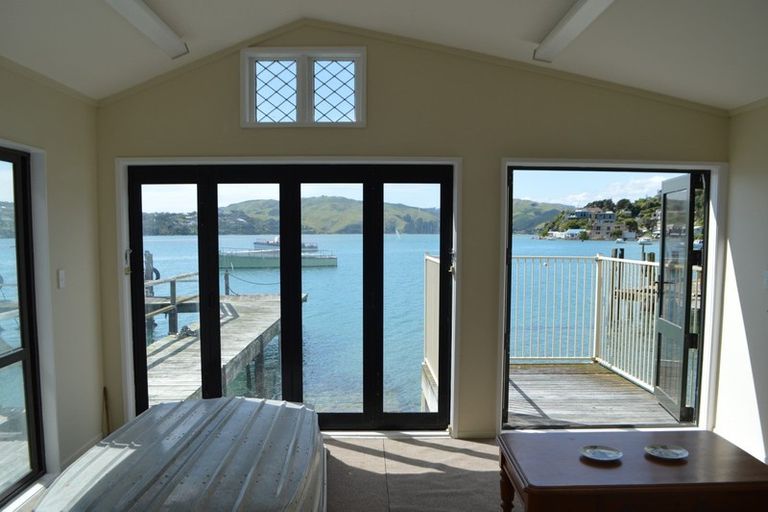 Photo of property in 100 Paremata Road, Paremata, Porirua, 5024