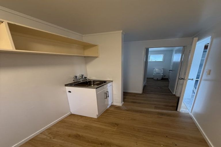 Photo of property in 45 Juniper Road, Sunnynook, Auckland, 0620