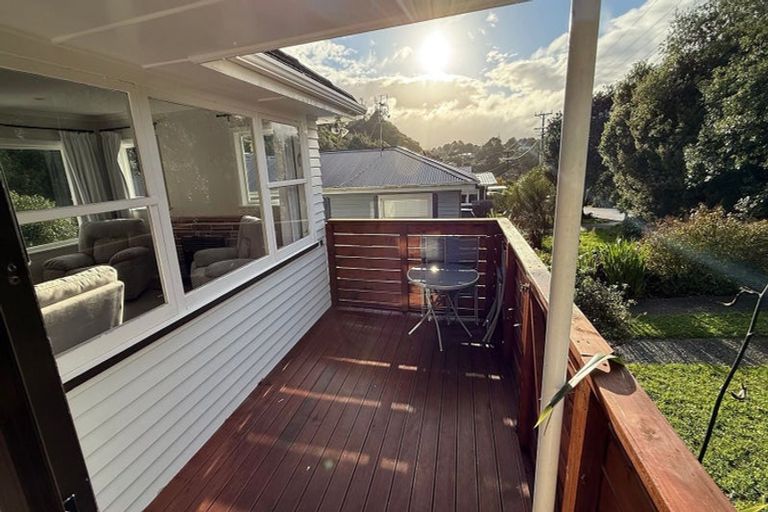 Photo of property in 60 Chester Road, Tawa, Wellington, 5028