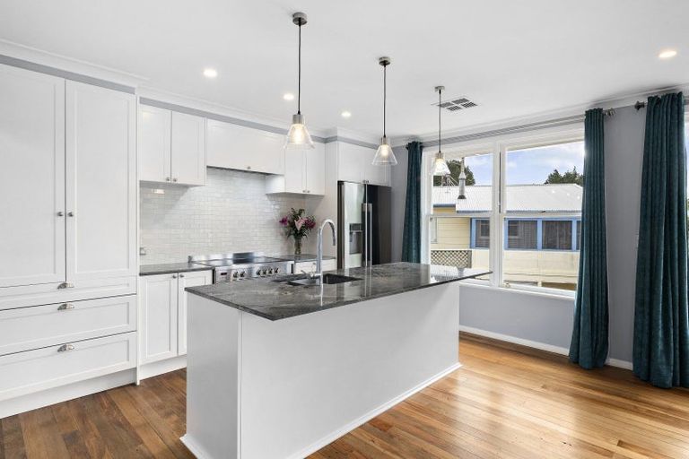 Photo of property in 12 Fenchurch Grove, Stokes Valley, Lower Hutt, 5019