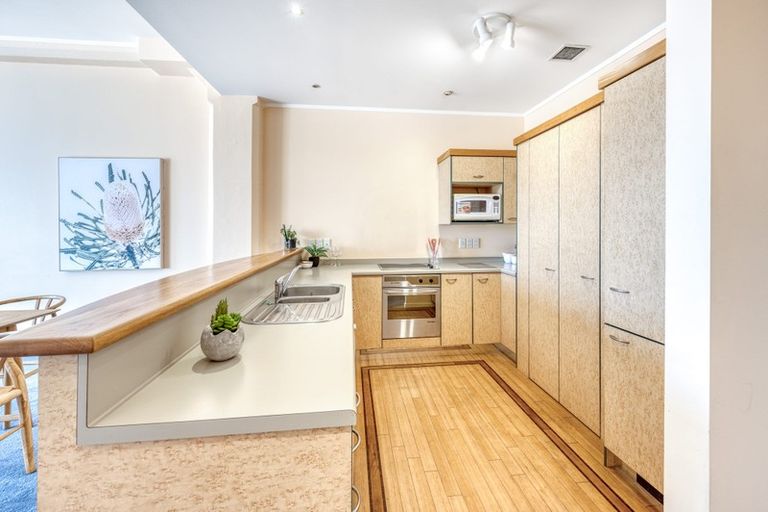 Photo of property in 37u7 Majoribanks Street, Mount Victoria, Wellington, 6011