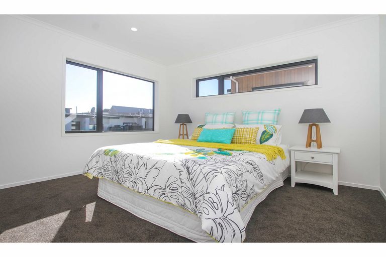 Photo of property in 26 Onekiritea Road, Hobsonville, Auckland, 0616