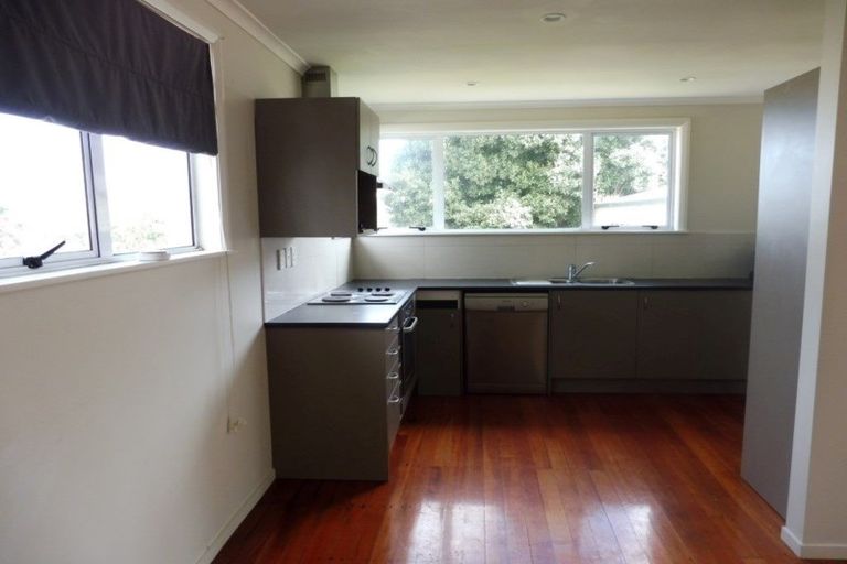 Photo of property in 3 Hutchison Crescent, Durie Hill, Whanganui, 4500