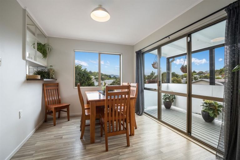 Photo of property in 67 Omapere Street, Whitby, Porirua, 5024