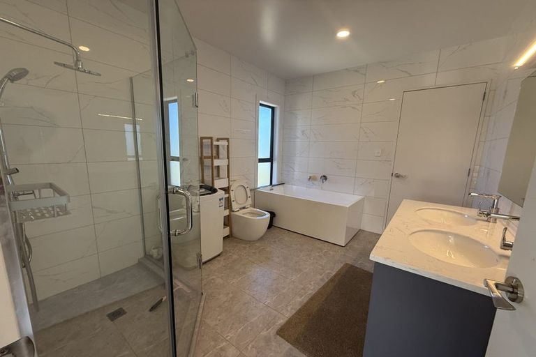 Photo of property in 80a Vaughans Road, Long Bay, Albany, 0792