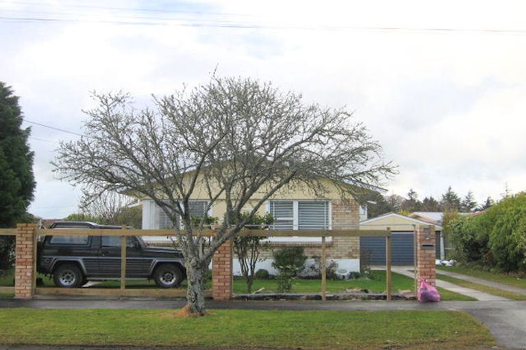 Photo of property in 35 Prisk Street, Melville, Hamilton, 3206