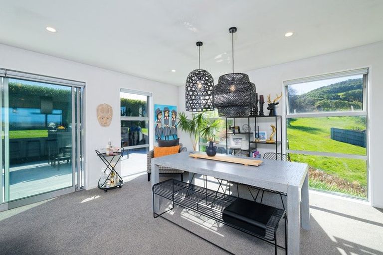 Photo of property in 16 Swyncombe Place, Kaikoura Flat, Kaikoura, 7371