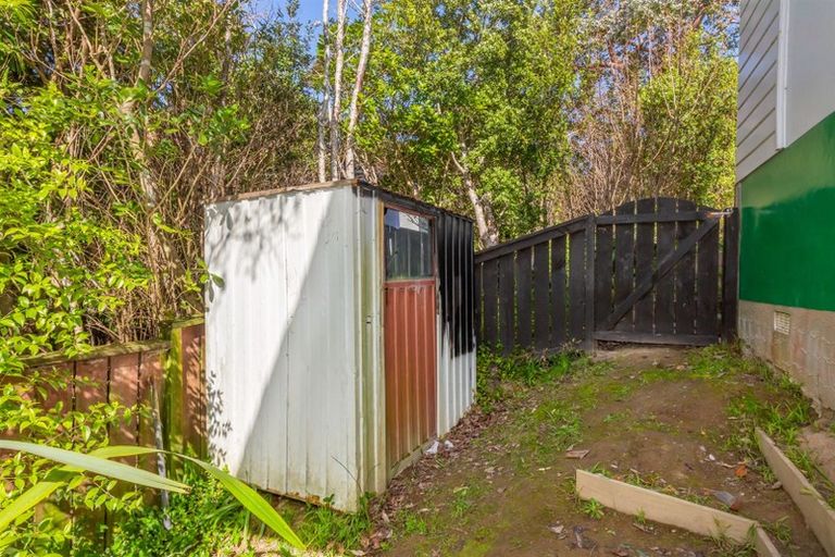 Photo of property in 42b Hicks Close, Whitby, Porirua, 5024