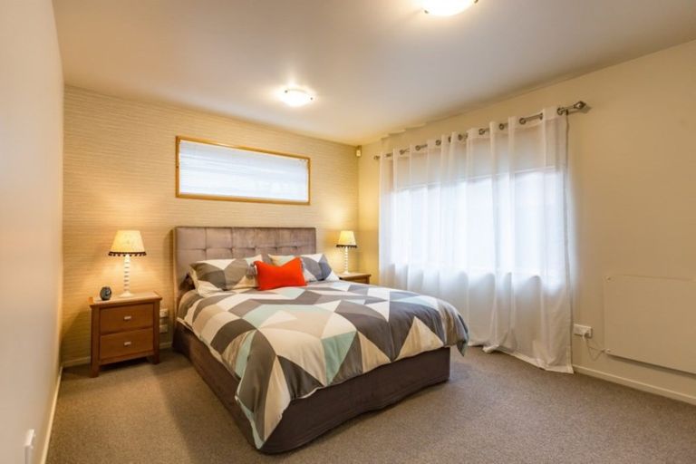 Photo of property in 30 Seymour Street, Hornby, Christchurch, 8042