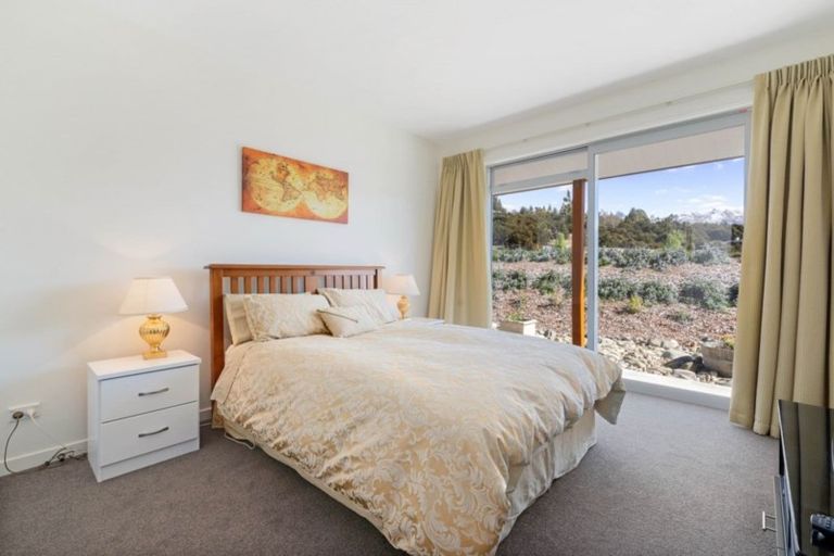 Photo of property in 2 Highfield Ridge, Wanaka, 9305