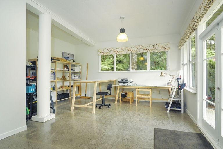 Photo of property in 232 Konini Road, Titirangi, Auckland, 0604