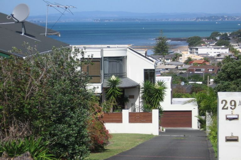 Photo of property in 2/29a Seaview Road, Castor Bay, Auckland, 0620