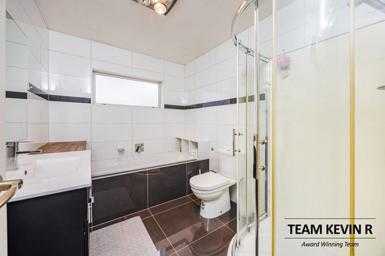 Photo of property in 144 Keri Vista Rise, Papakura, 2110