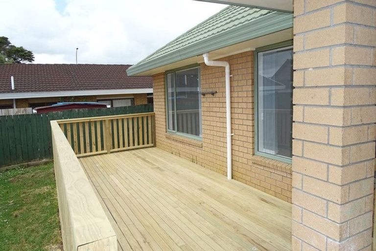 Photo of property in 100c Browns Road, Manurewa, Auckland, 2102