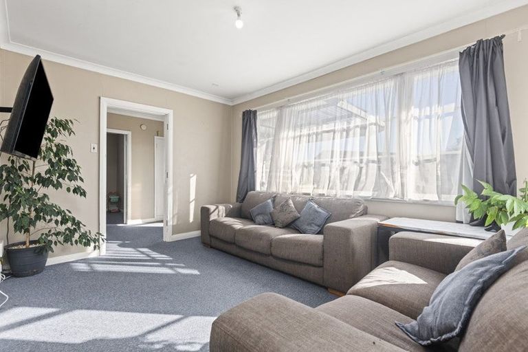 Photo of property in 38 Milton Street, Roslyn, Palmerston North, 4414