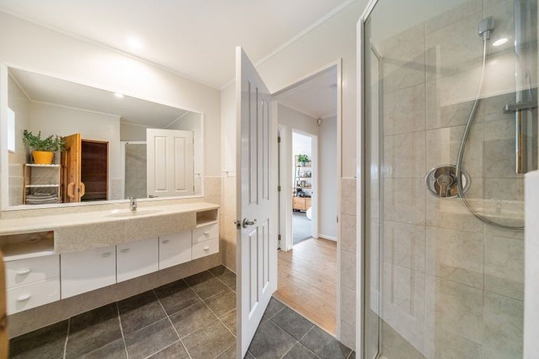 Photo of property in 7 Carlow Grove, Birchville, Upper Hutt, 5018