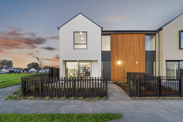 Photo of property in 1 Monsaraz Boulevard, Halswell, Christchurch, 8025