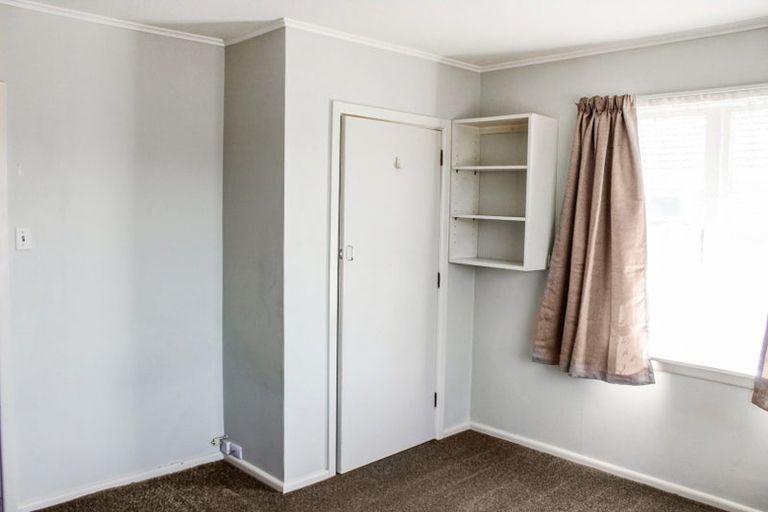 Photo of property in 11 Munro Street, Redwood, Christchurch, 8051