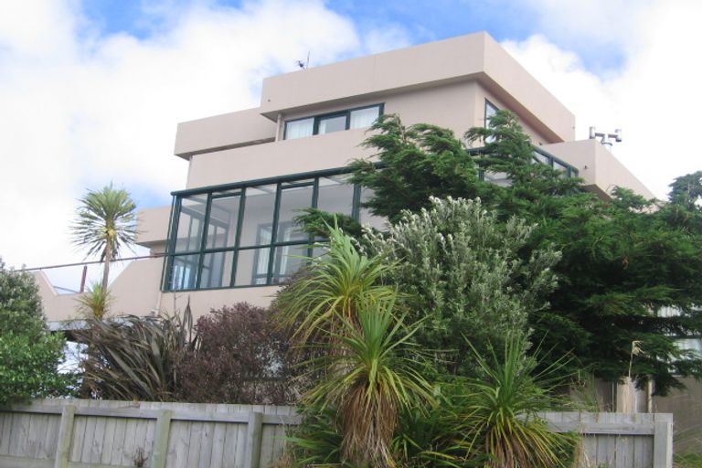 Photo of property in 12 Monteith Grove, Brooklyn, Wellington, 6021