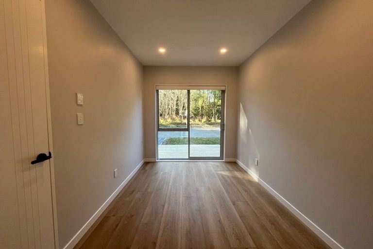 Photo of property in 13 Yellow Pear Lane, Karaka, 2578