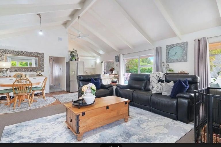 Photo of property in 65 Golding Road, Pukekohe, 2677